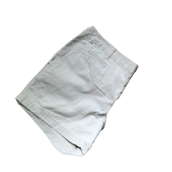 Tommy Hilfiger Pants - Tommy Hilfiger Khaki shorts size 12